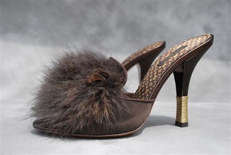 louis vuitton marabou heel